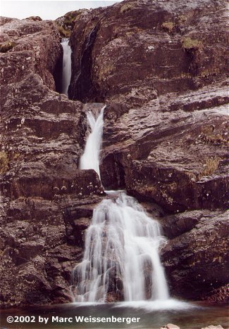 Wasserfall im Glencoe, Schottland